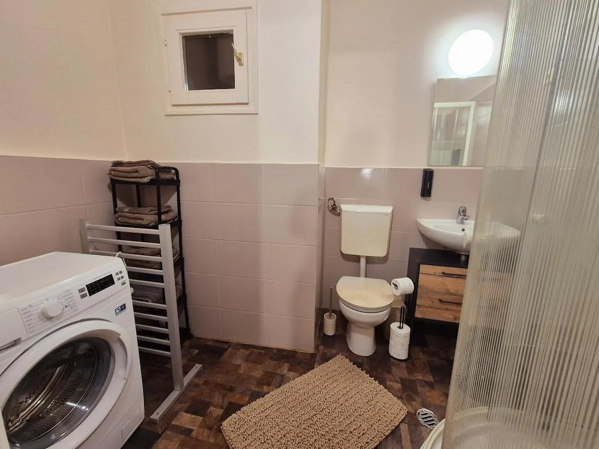 Calm and elegant apartment with AC in the downtown Βουδαπέστη